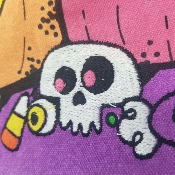 Disney Parks 2022 Halloween Mickey Zip Canvas Tote Bag NWT - Picture 4 of 11